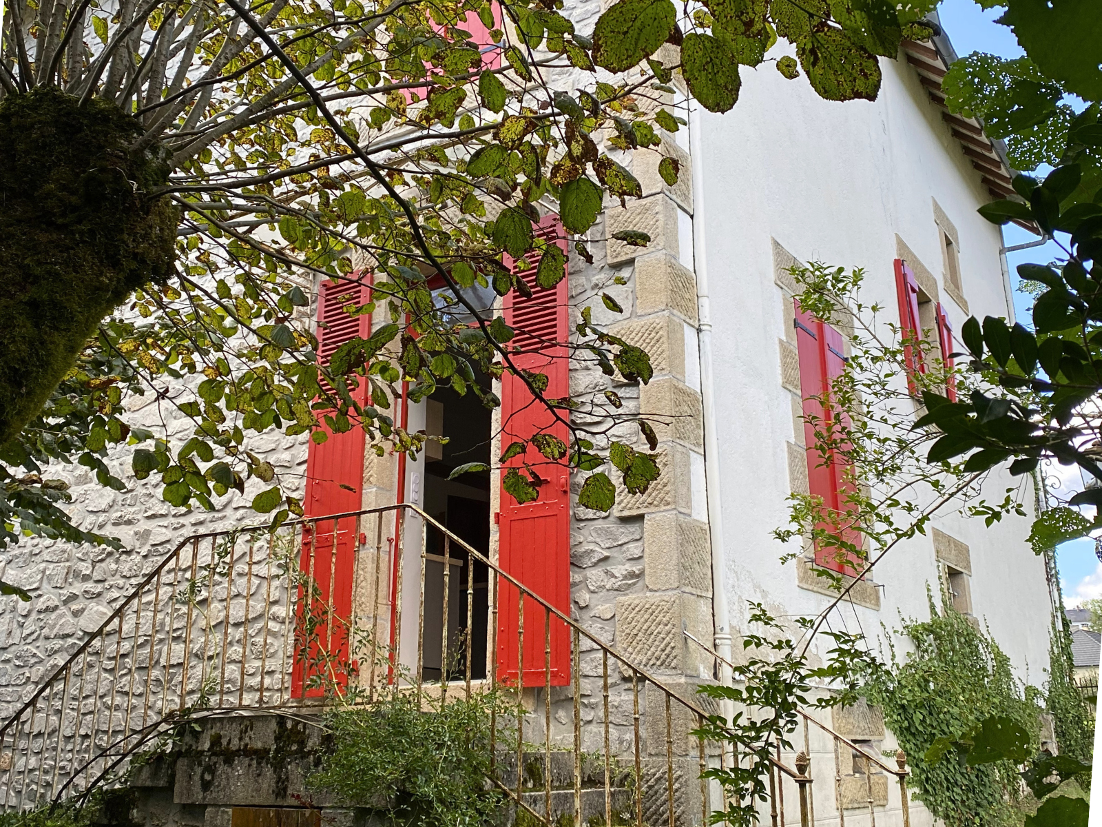 volets-rouges-extérieur